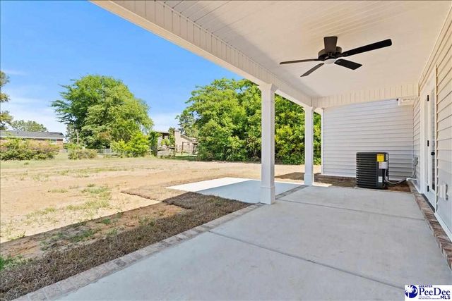 800 Tinkerbell Ln, Pamplico, SC 29583