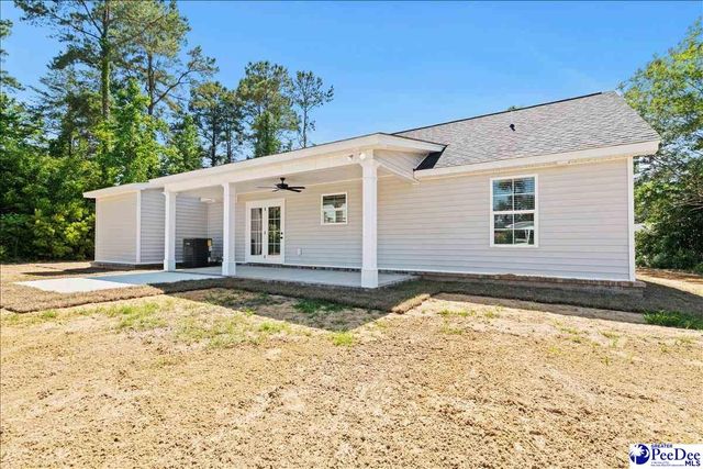 800 Tinkerbell Ln, Pamplico, SC 29583