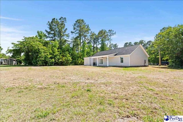 800 Tinkerbell Ln, Pamplico, SC 29583
