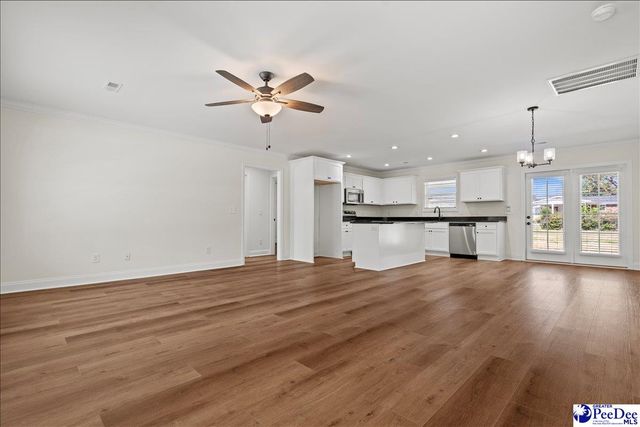800 Tinkerbell Ln, Pamplico, SC 29583