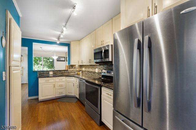 19 Inverrary Pl, Clinton Twp., NJ 08801