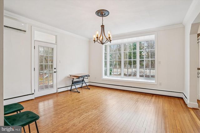 19 WALNUT HILL RD, La Plata, MD 20646