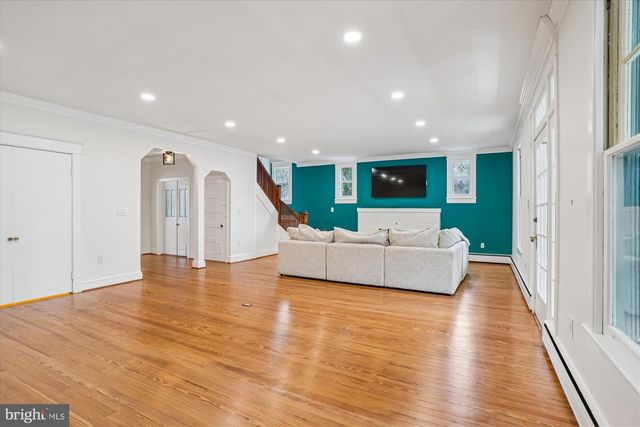 19 WALNUT HILL RD, La Plata, MD 20646