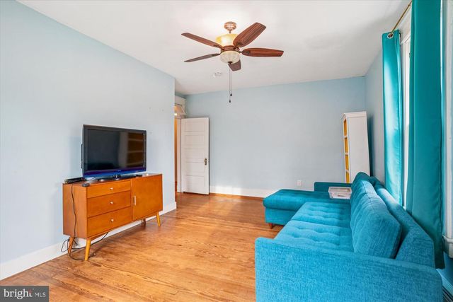 19 WALNUT HILL RD, La Plata, MD 20646