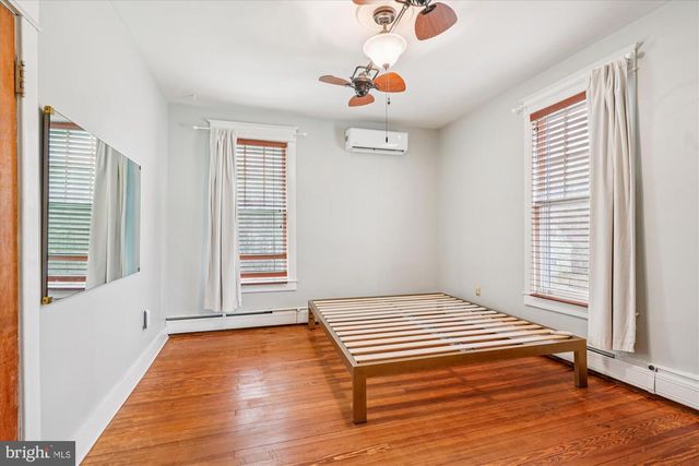 19 WALNUT HILL RD, La Plata, MD 20646