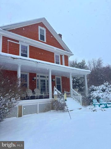 19 WALNUT HILL RD, La Plata, MD 20646