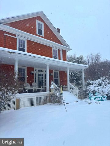 19 WALNUT HILL RD, La Plata, MD 20646