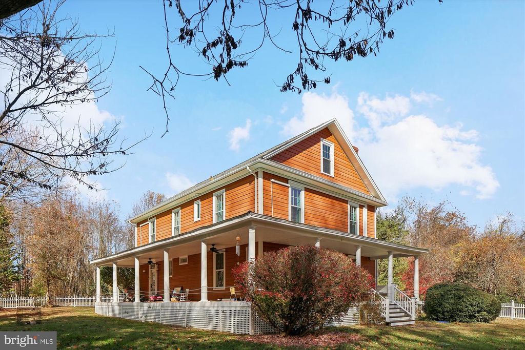 19 WALNUT HILL RD, La Plata, MD 20646