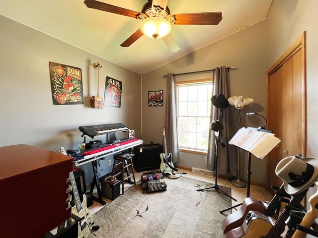 443 MARY LEE DRIVE, Fond Du Lac, WI 54935