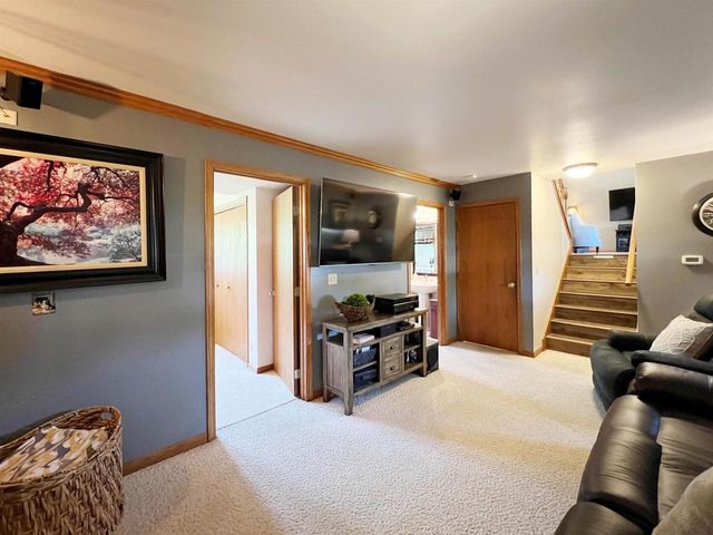 443 MARY LEE DRIVE, Fond Du Lac, WI 54935