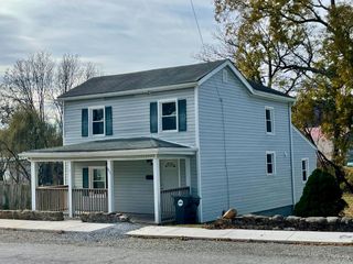 617 F Street, Bedford, VA 24523