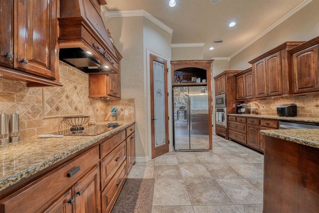 235 Kayla Ln, Hallsville, TX 75602