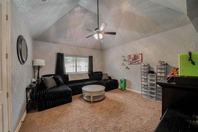 235 Kayla Ln, Hallsville, TX 75602