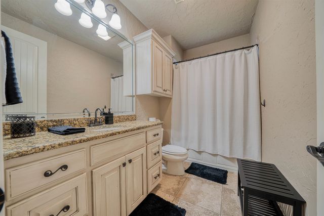 235 Kayla Ln, Hallsville, TX 75602