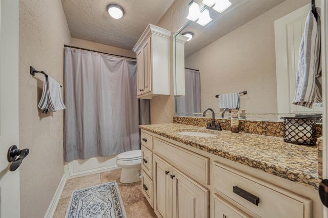 235 Kayla Ln, Hallsville, TX 75602