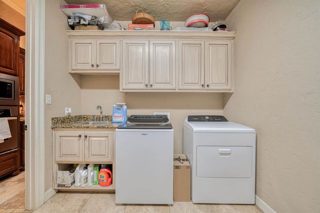 235 Kayla Ln, Hallsville, TX 75602