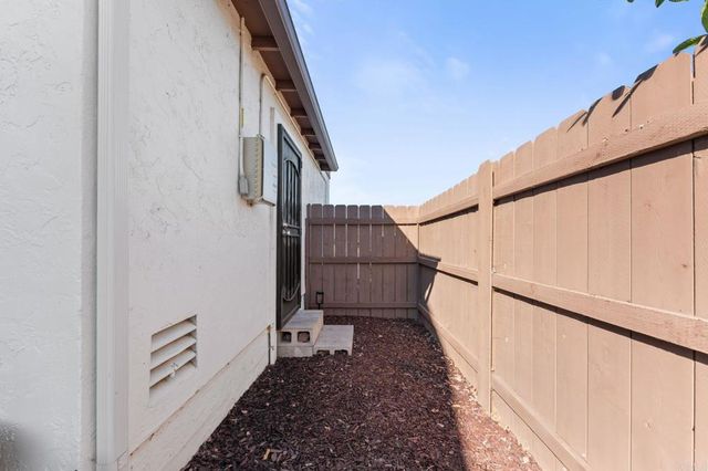 1410 Melrose Avenue, Chula Vista, CA 91911