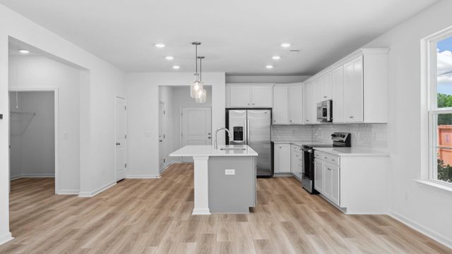 444 Cadbury Loop, Summerville, SC 29486