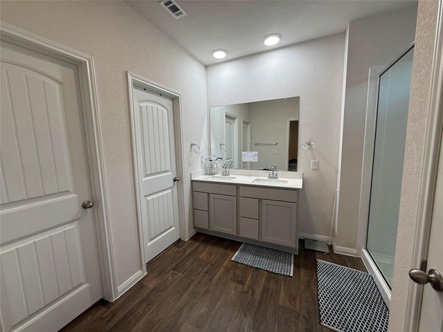 216 Charles TRL A, Georgetown, TX 78626