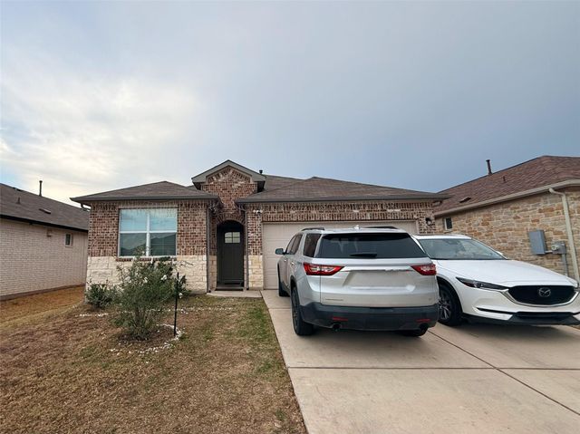 216 Charles TRL A, Georgetown, TX 78626