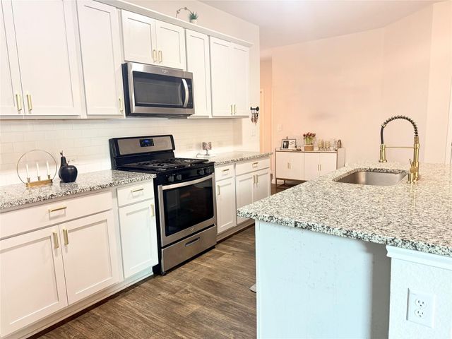 216 Charles TRL A, Georgetown, TX 78626