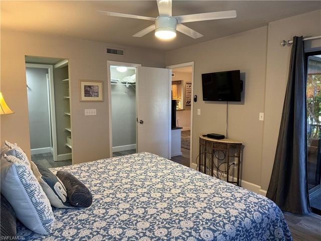 5255 Coronado PKWY 1, Cape Coral, FL 33904