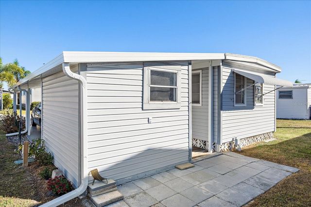 84 DEL RIO DRIVE, Palmetto, FL 34221