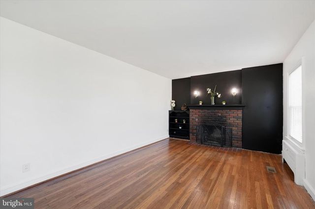 120 BOXWOOD RD, Wilmington, DE 19804
