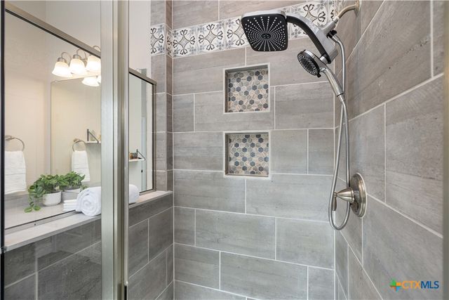 217 Emerald Garden Road, San Marcos, TX 78666