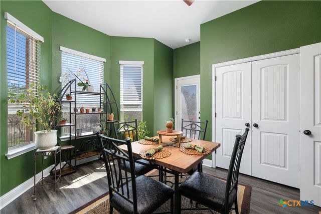 217 Emerald Garden Road, San Marcos, TX 78666