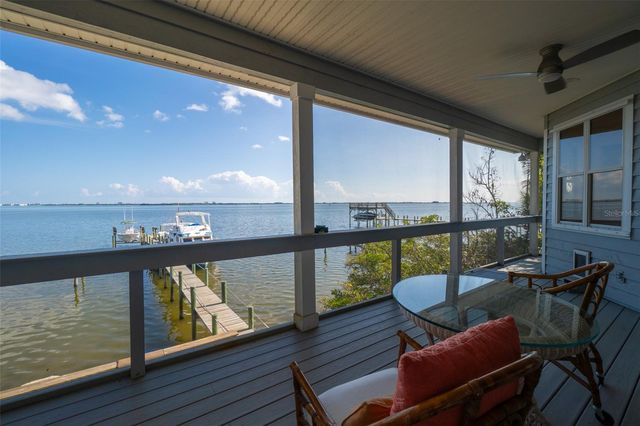 954 S BANANA RIVER DRIVE, Merritt Island, FL 32952