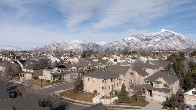 1420 E FIRELIGHT WAY, Sandy, UT 84092