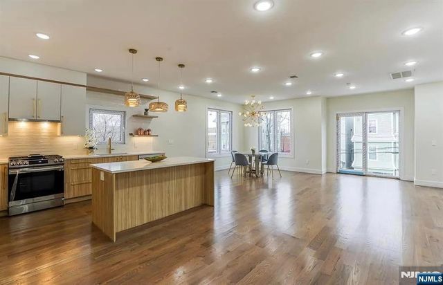 210 22nd Street 2, Irvington, NJ 07111