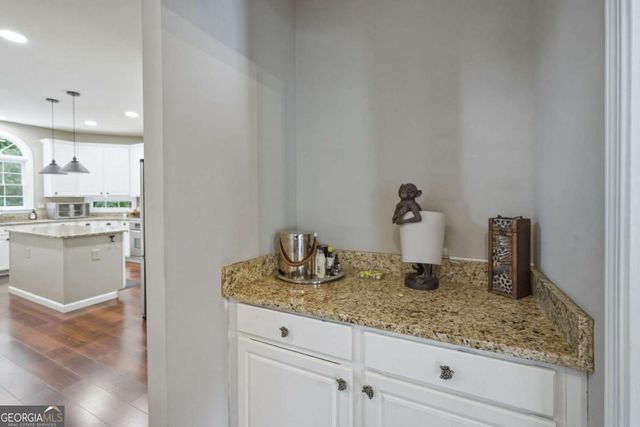 230 Park Creek Drive, Alpharetta, GA 30005