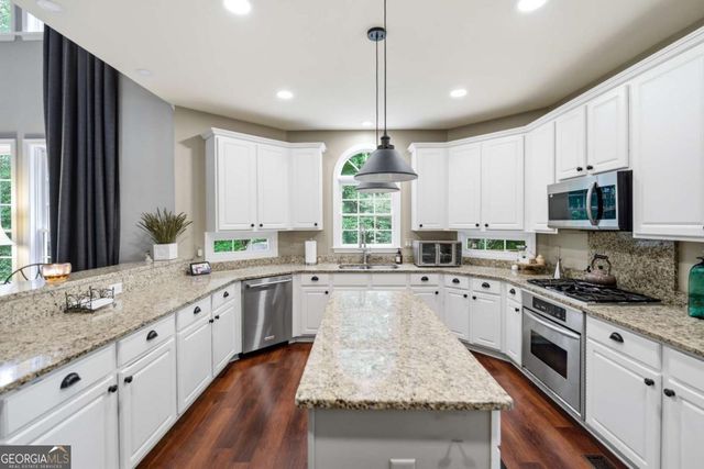 230 Park Creek Drive, Alpharetta, GA 30005