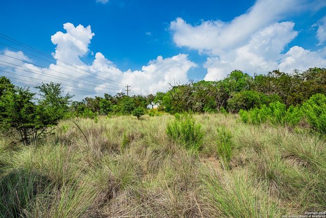 189 Catalina Court, Kerrville, TX 78028