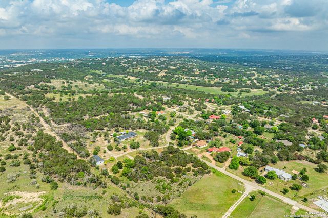 189 Catalina Court, Kerrville, TX 78028