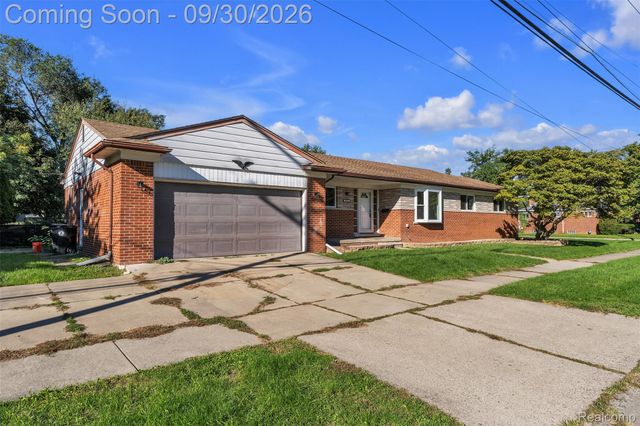 25016 Elmira, Redford Charter Township, MI 48239