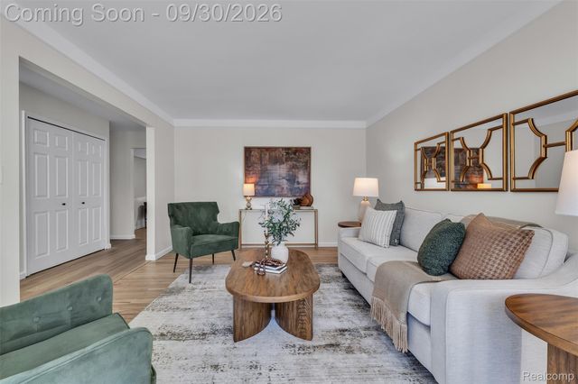 25016 Elmira, Redford Charter Township, MI 48239