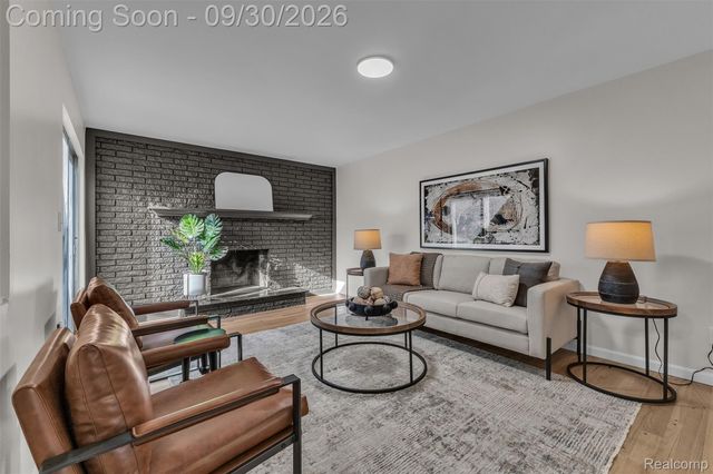 25016 Elmira, Redford Charter Township, MI 48239