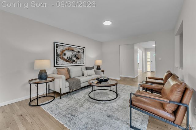 25016 Elmira, Redford Charter Township, MI 48239