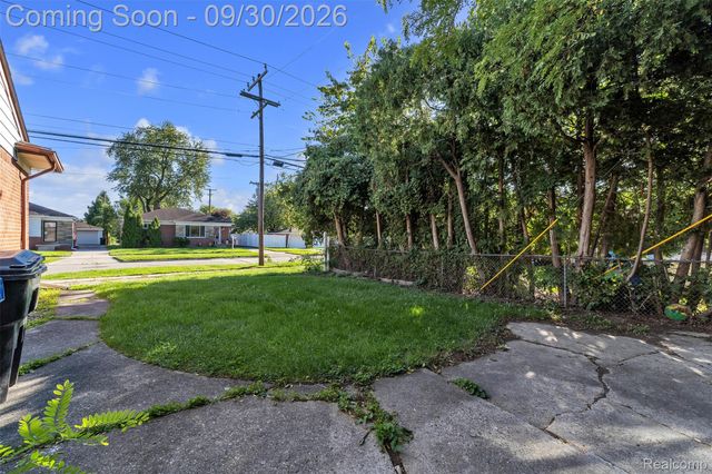 25016 Elmira, Redford Charter Township, MI 48239