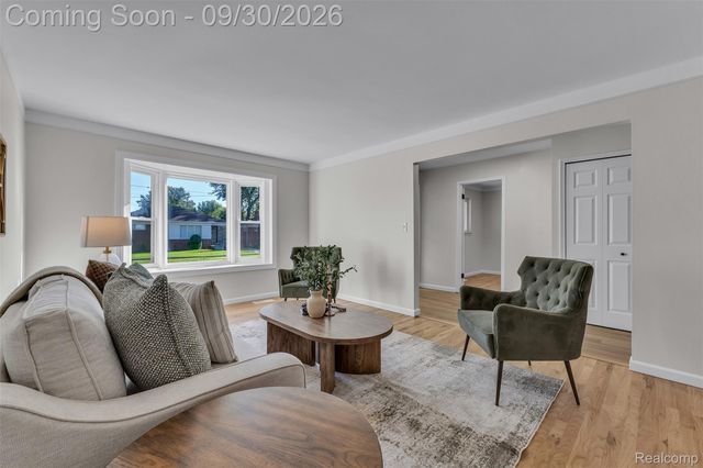 25016 Elmira, Redford Charter Township, MI 48239