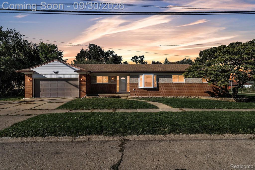 25016 Elmira, Redford Charter Township, MI 48239