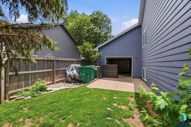 7520 W Legacy St Street, Sioux Falls, SD 57106