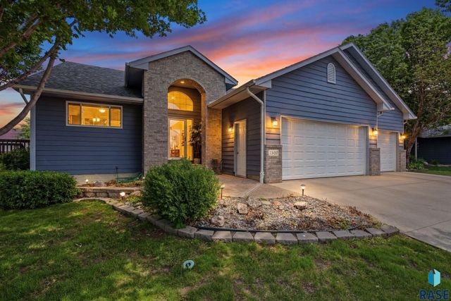 7520 W Legacy St Street, Sioux Falls, SD 57106