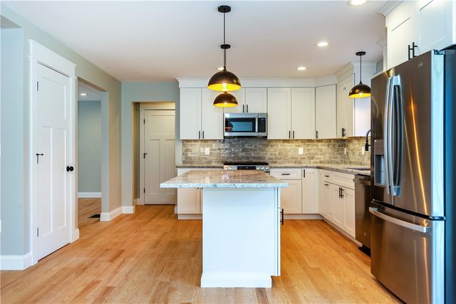 6 River Street, Richmond, RI 02894