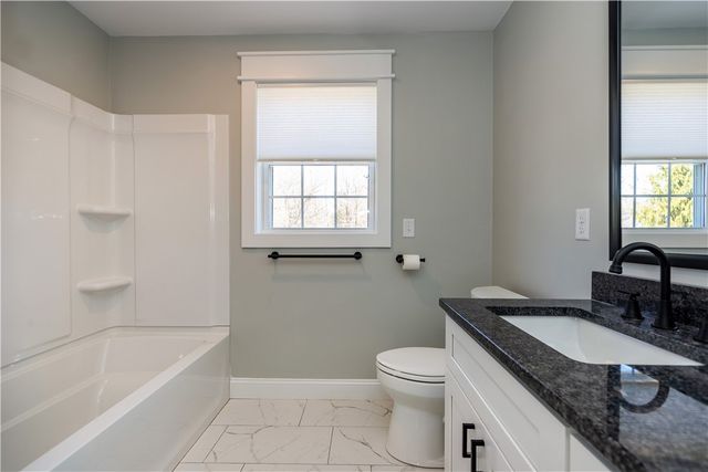 6 River Street, Richmond, RI 02894