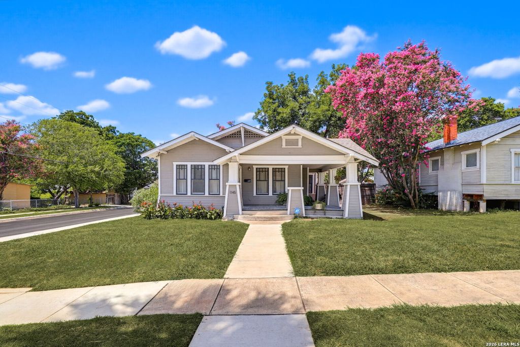 1145 W Mistletoe Ave, San Antonio, TX 78201