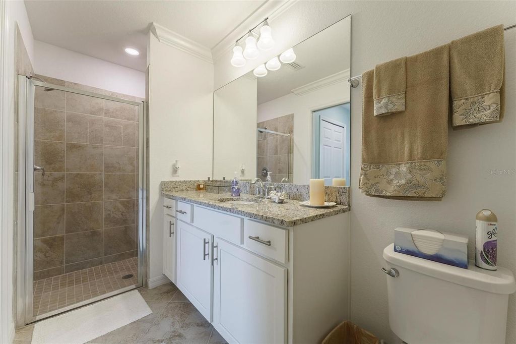 Image 18 of property listing at 14081 HERITAGE LANDING BOULEVARD 211, Punta Gorda, FL 33955